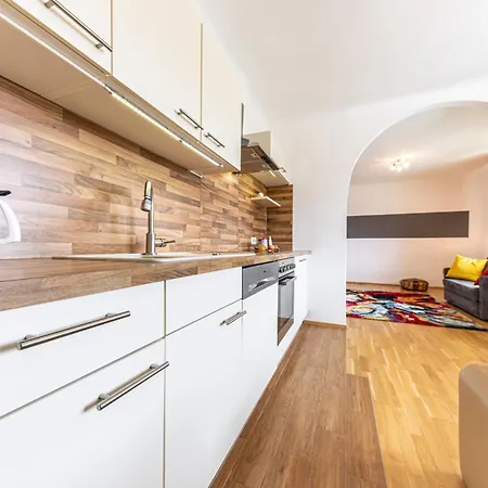 Apartament Calm Roof-top Close To Vienna By Jr *